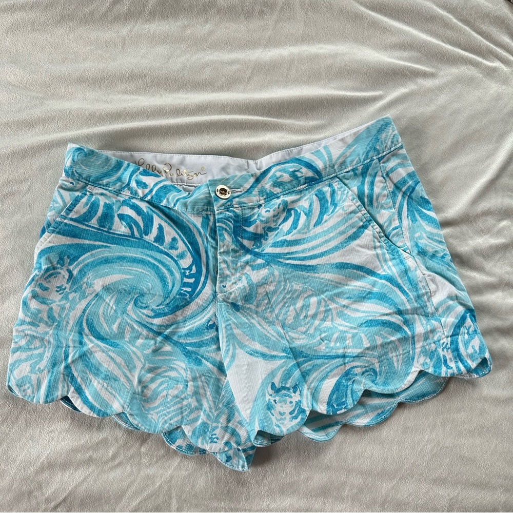 Lilly Pulitzer shorts size 4
